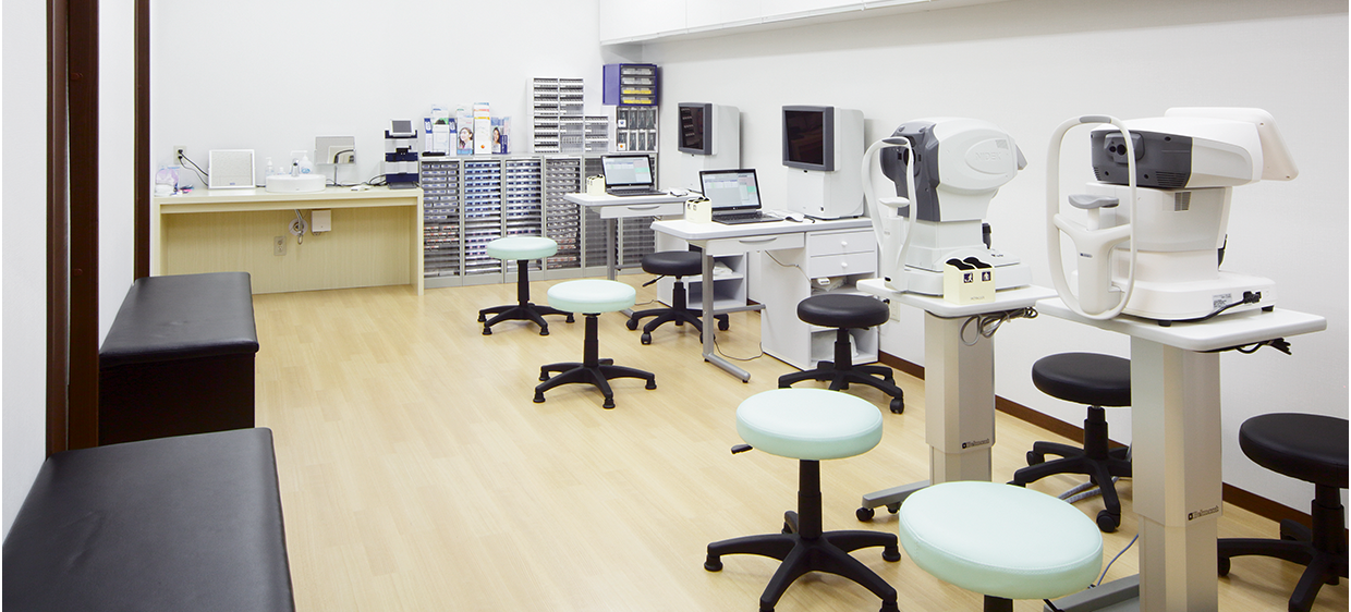 市川なかじま眼科　診察室